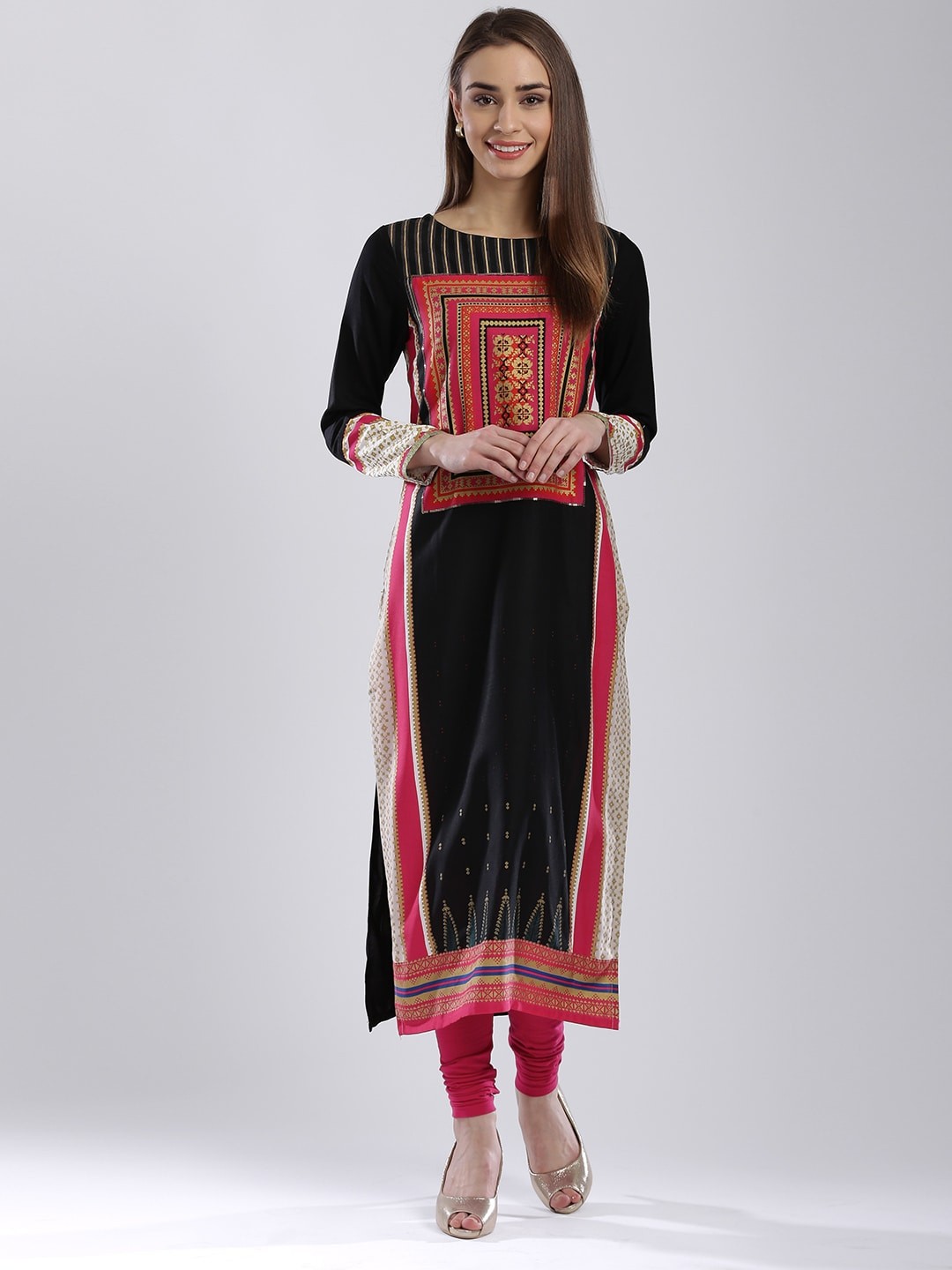 

W Women Black Printed Straight Sustainable Kurta