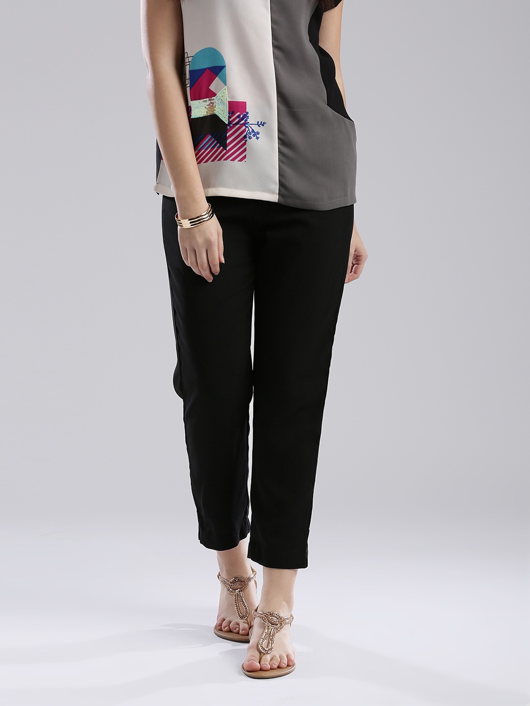 

W Women Black Solid Cropped Flat-Front Trousers