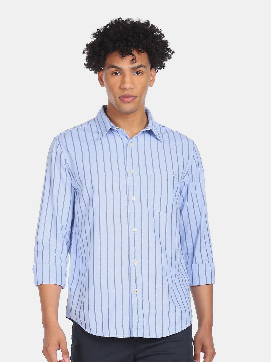 

Aeropostale Men Blue Striped Casual Shirt