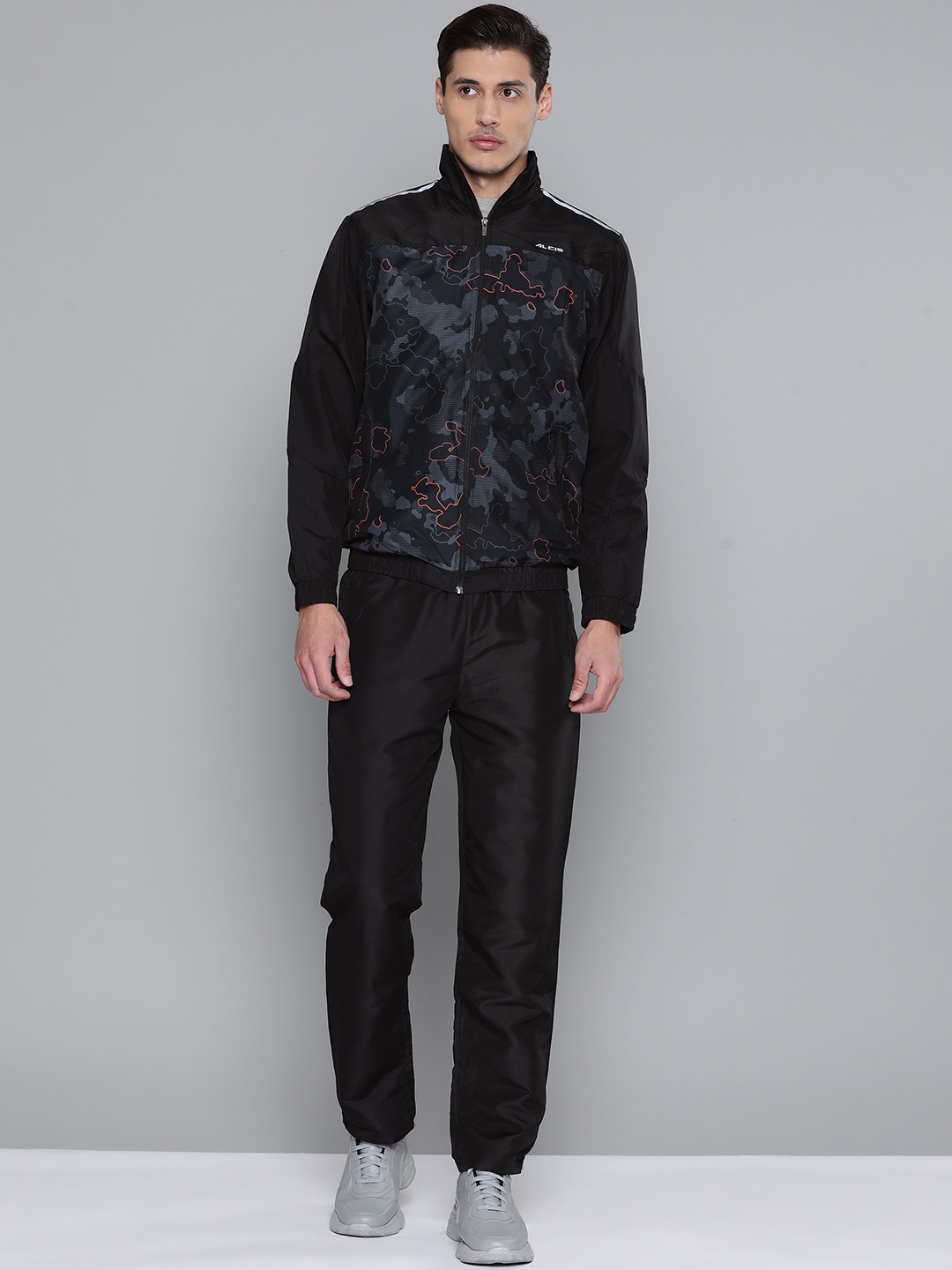 

Alcis Men Black Camouflage Printed Tracksuit