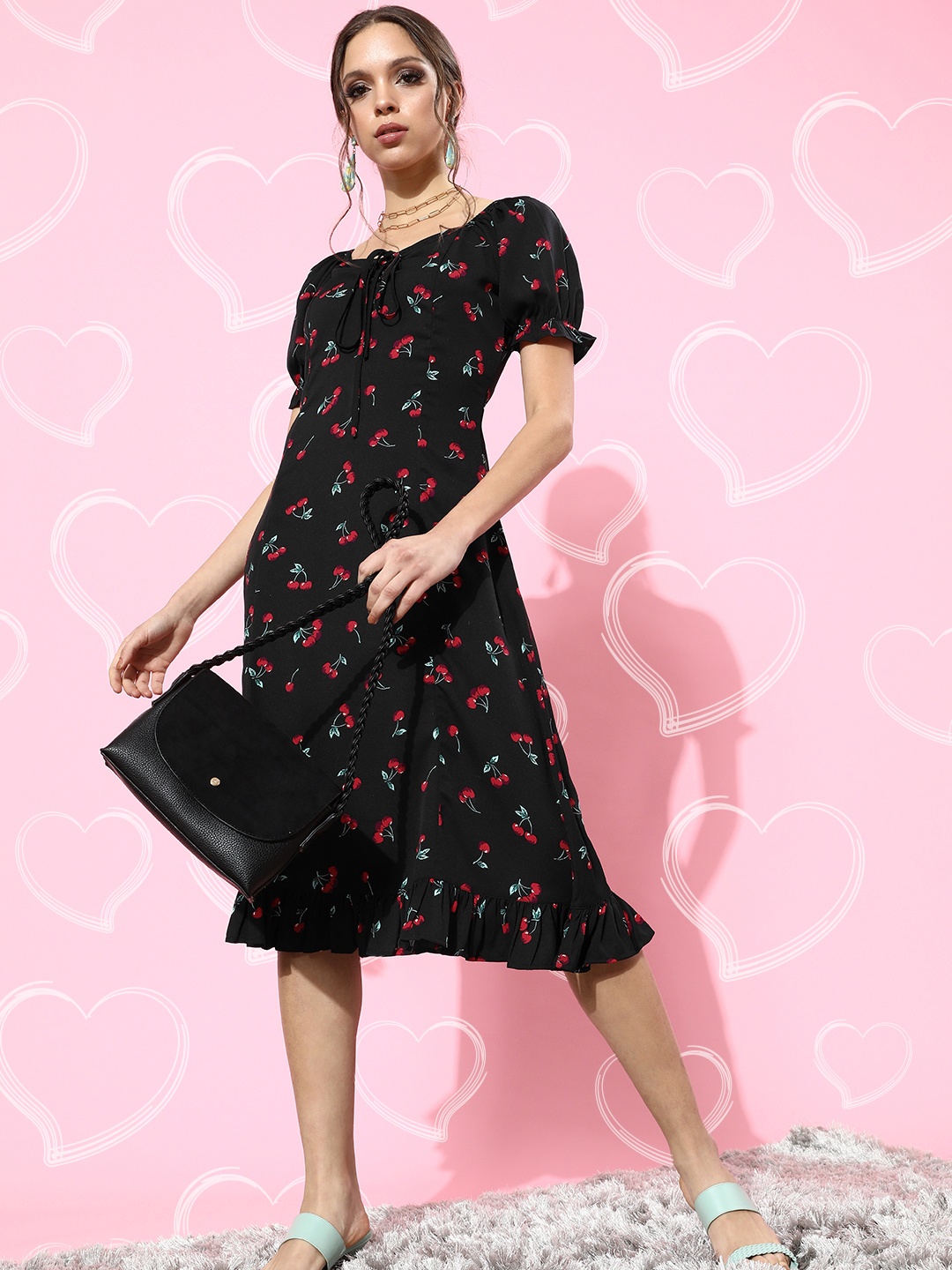 

Berrylush Women Stylish Black Conversational Tiered Dress