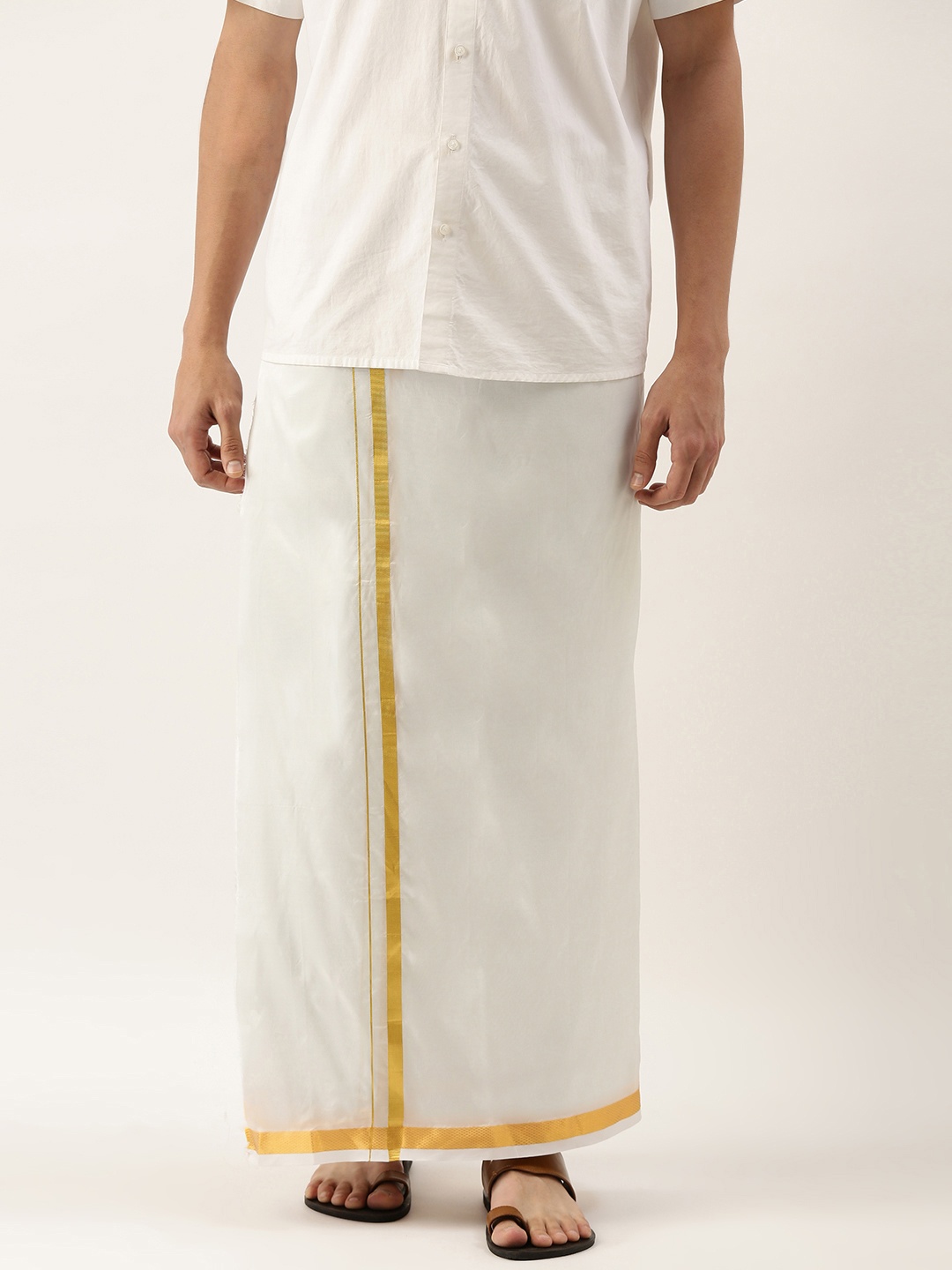 

THANGAMAGAN Men Off White Zari Border Dhoti