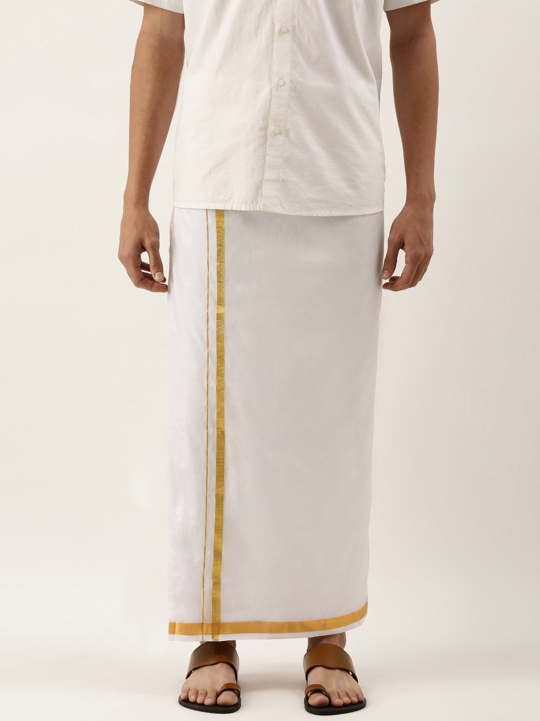 

THANGAMAGAN Men White & Golden Solid Handloom Dhoti with Zari Border