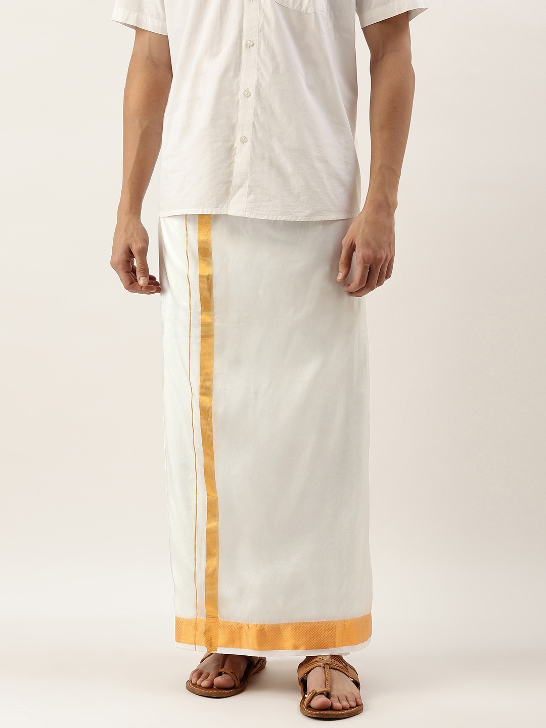 

THANGAMAGAN Men Off- White Solid Dhoti