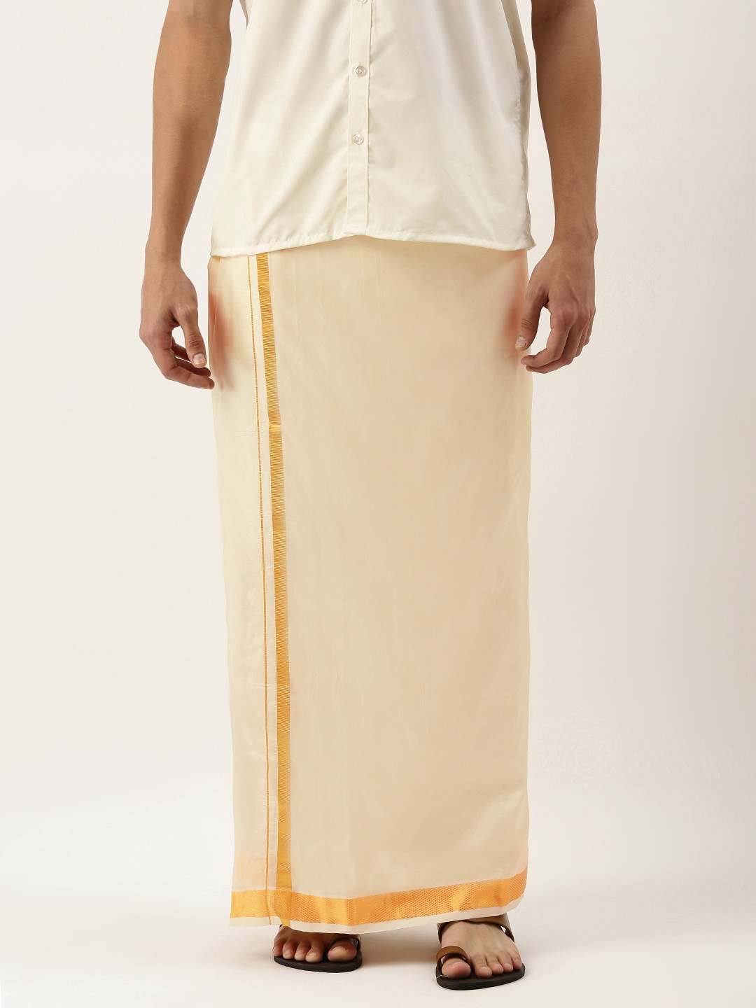 

THANGAMAGAN Men Off- White Solid Dhoti