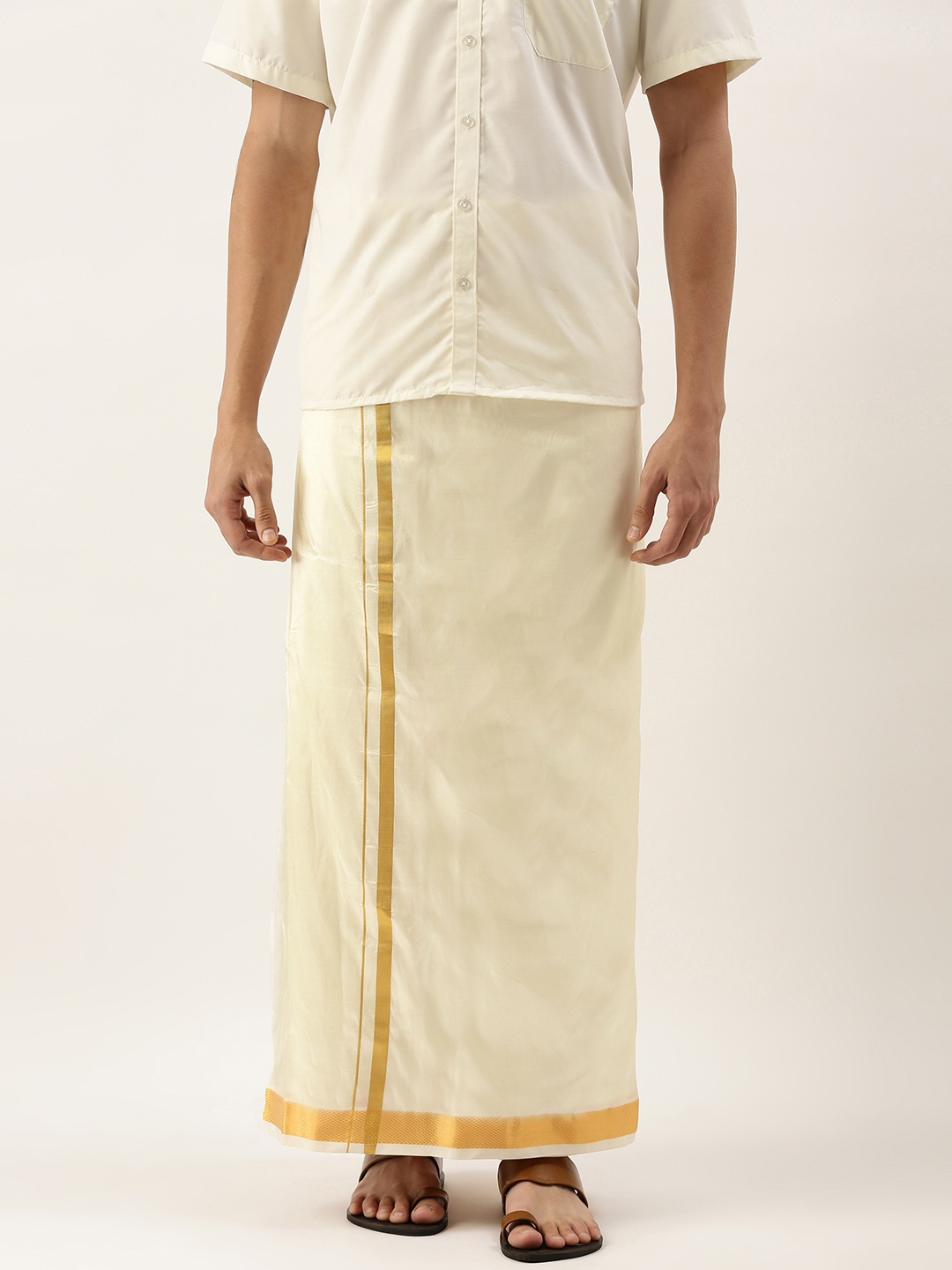 

THANGAMAGAN Men Cream-Coloured Zari Border Dhoti