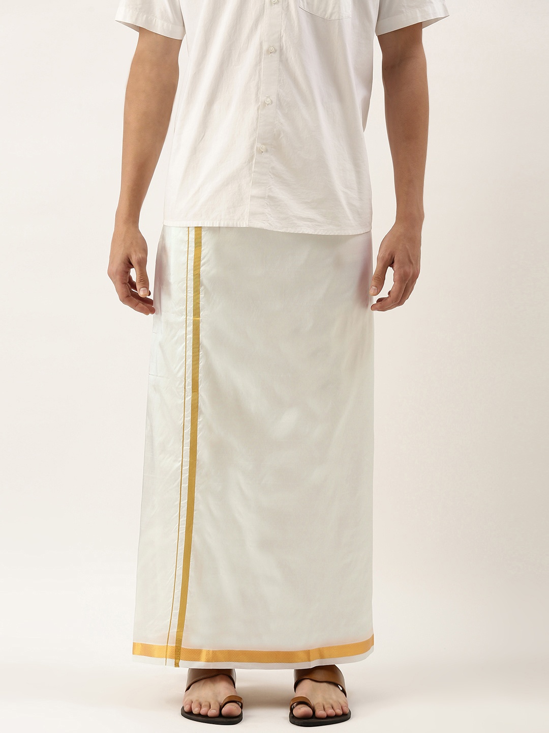 

THANGAMAGAN Men White Solid Mundu
