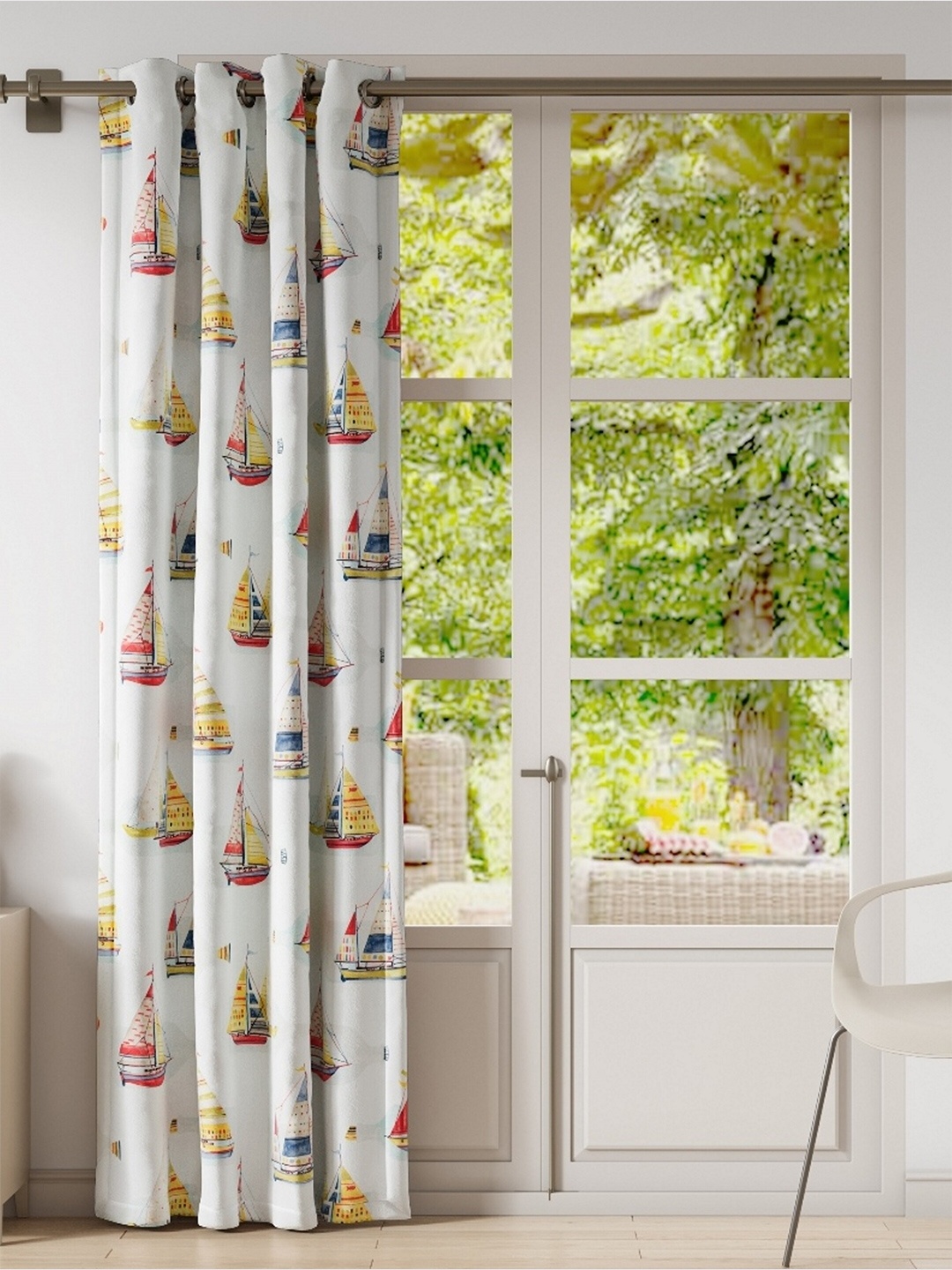 

DDecor White & Pink Long Door Curtain