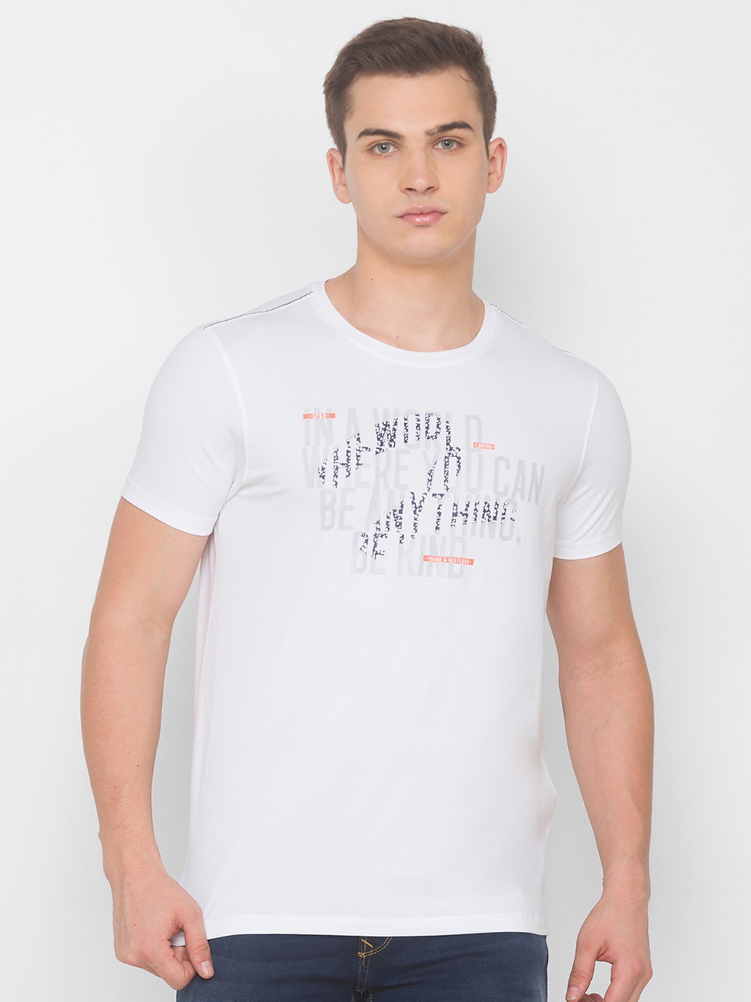 

SPYKAR Men White & Grey Typography Printed Slim Fit T-shirt