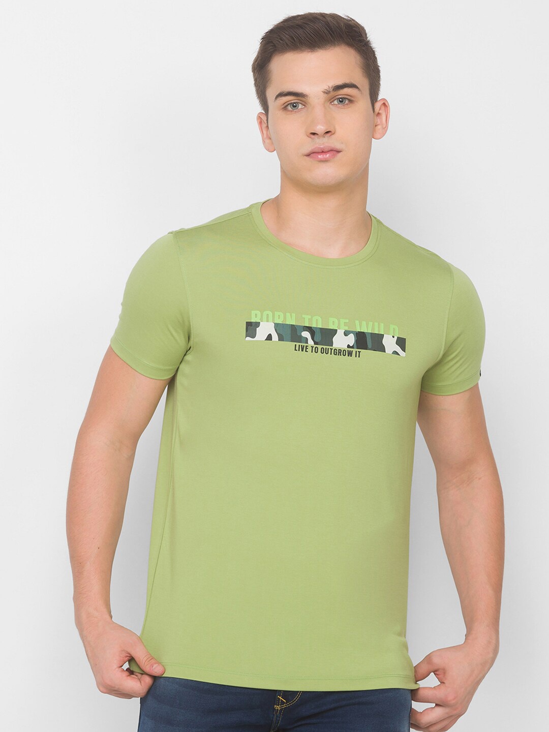 

SPYKAR Men Green Typography Printed Slim Fit T-shirt