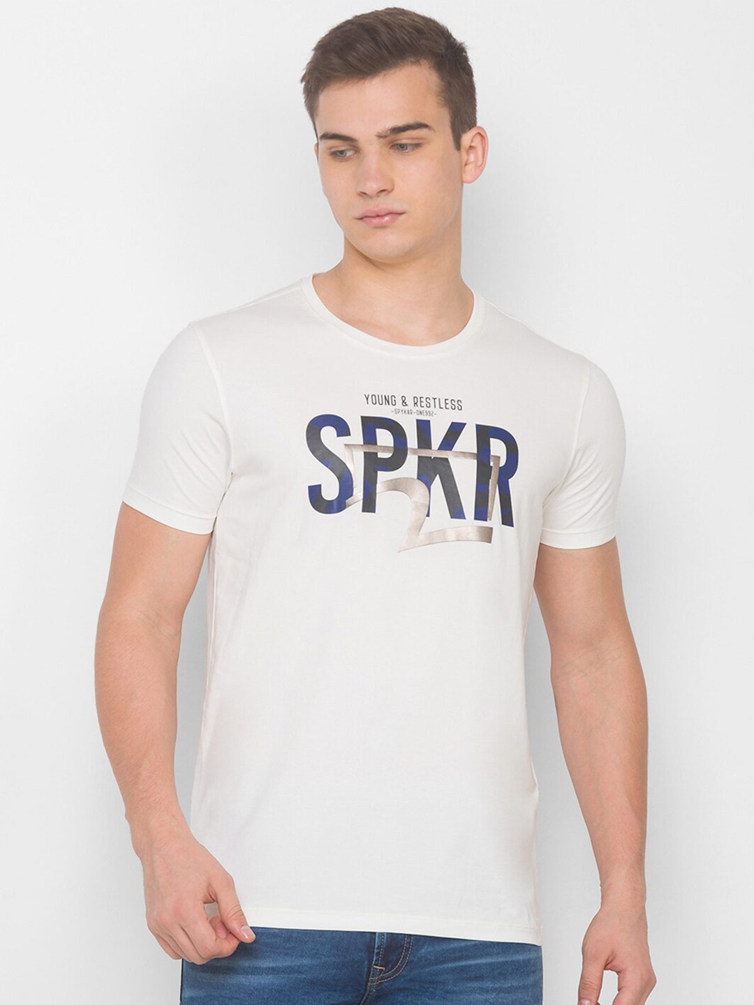 

SPYKAR Men Beige Typography Printed Slim Fit T-shirt