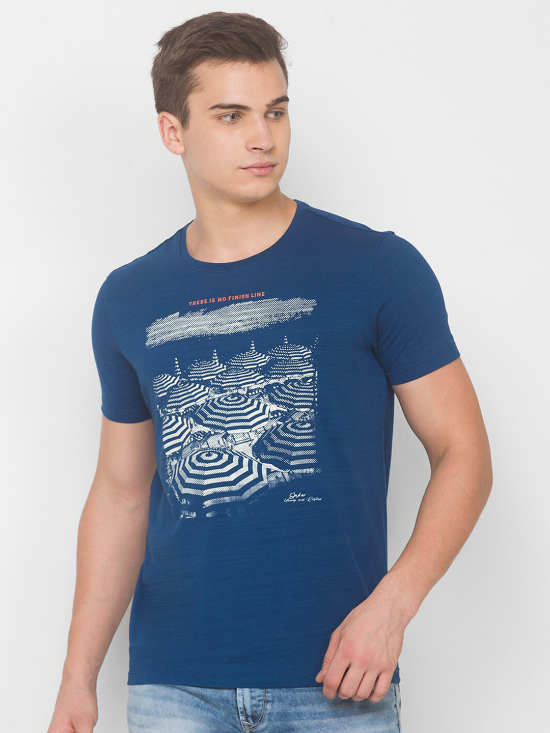 

SPYKAR Men Blue & White Printed Slim Fit T-shirt