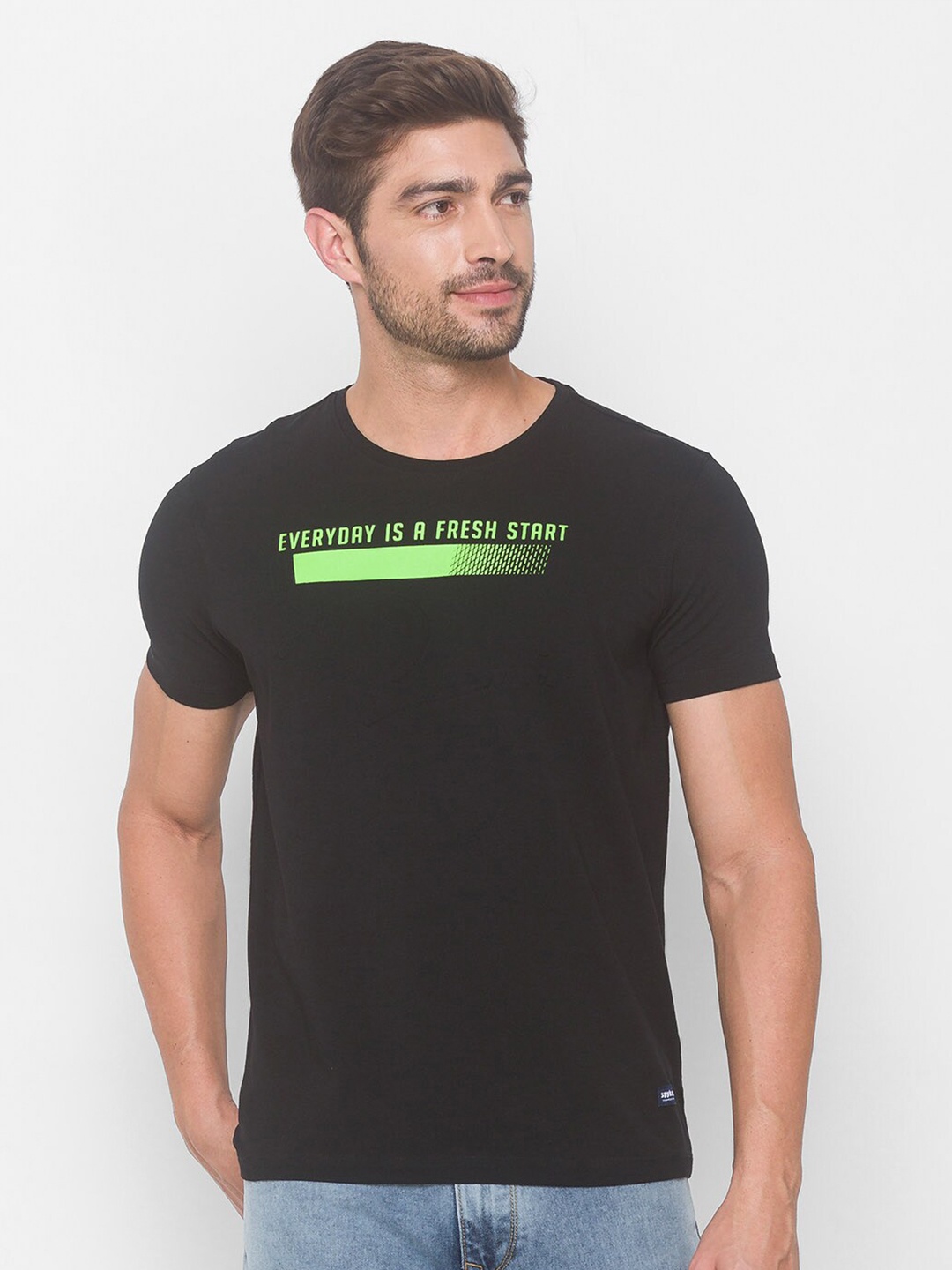 

SPYKAR Men Black & Fluorescent Green Typography Printed Slim Fit T-shirt