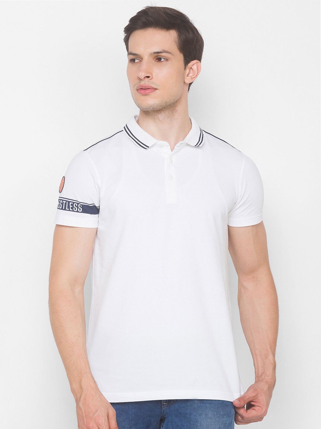 

SPYKAR Men White & Blue Typography Printed Polo Collar Slim Fit T-shirt