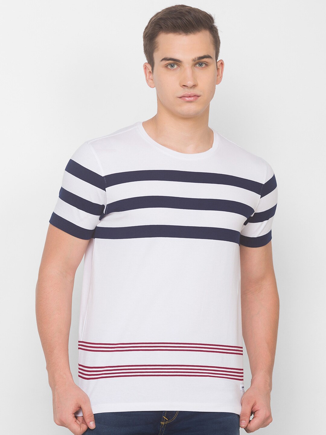 

SPYKAR Men White Striped Printed Slim Fit T-shirt