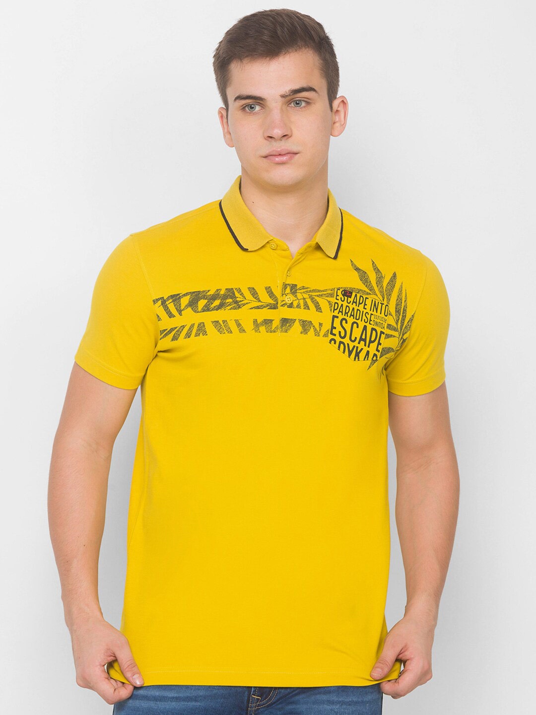 SPYKAR Men Yellow Typography Printed Slim Fit T-shirt