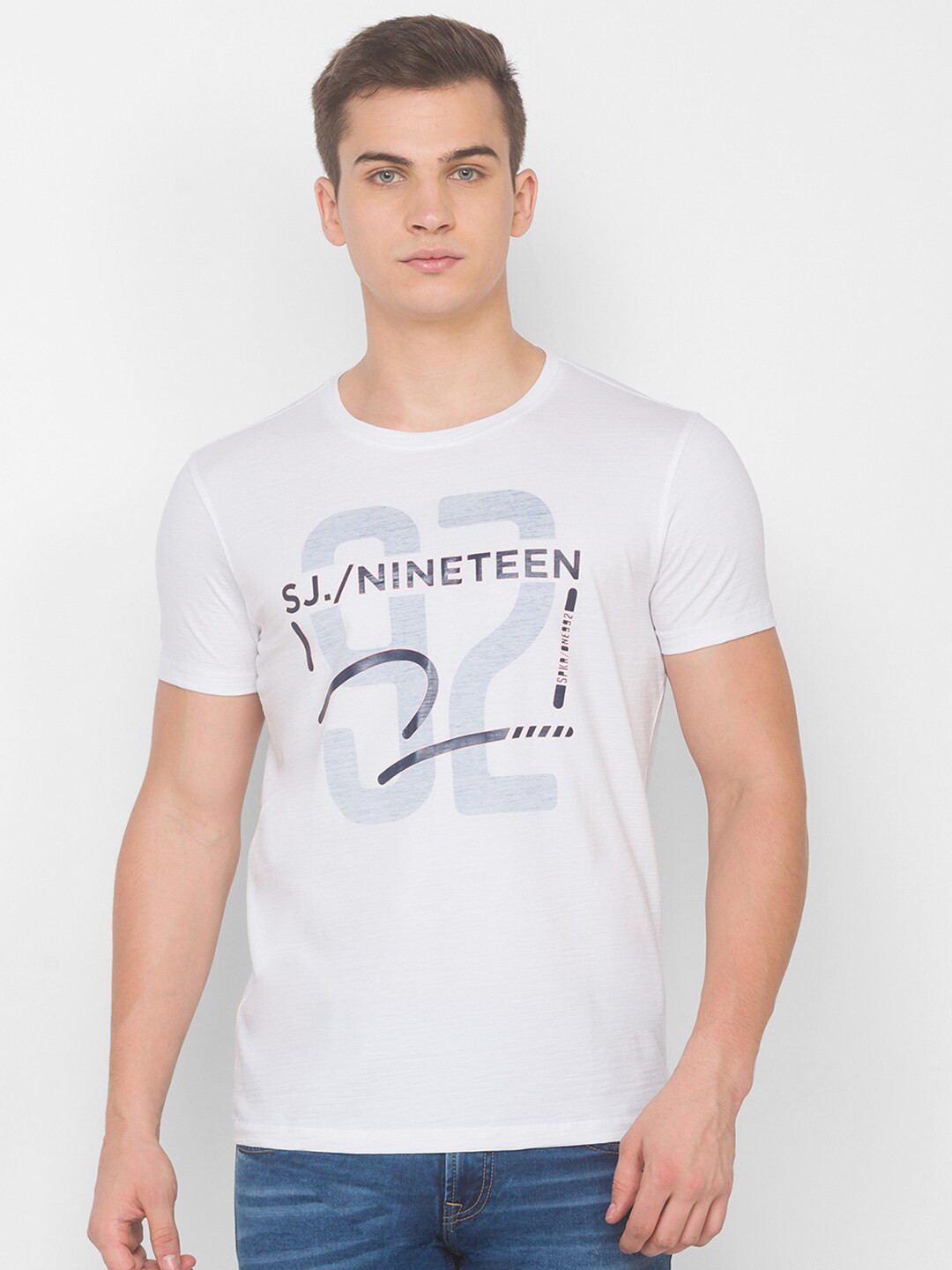

SPYKAR Men White & Blue Typography Printed Slim Fit T-shirt