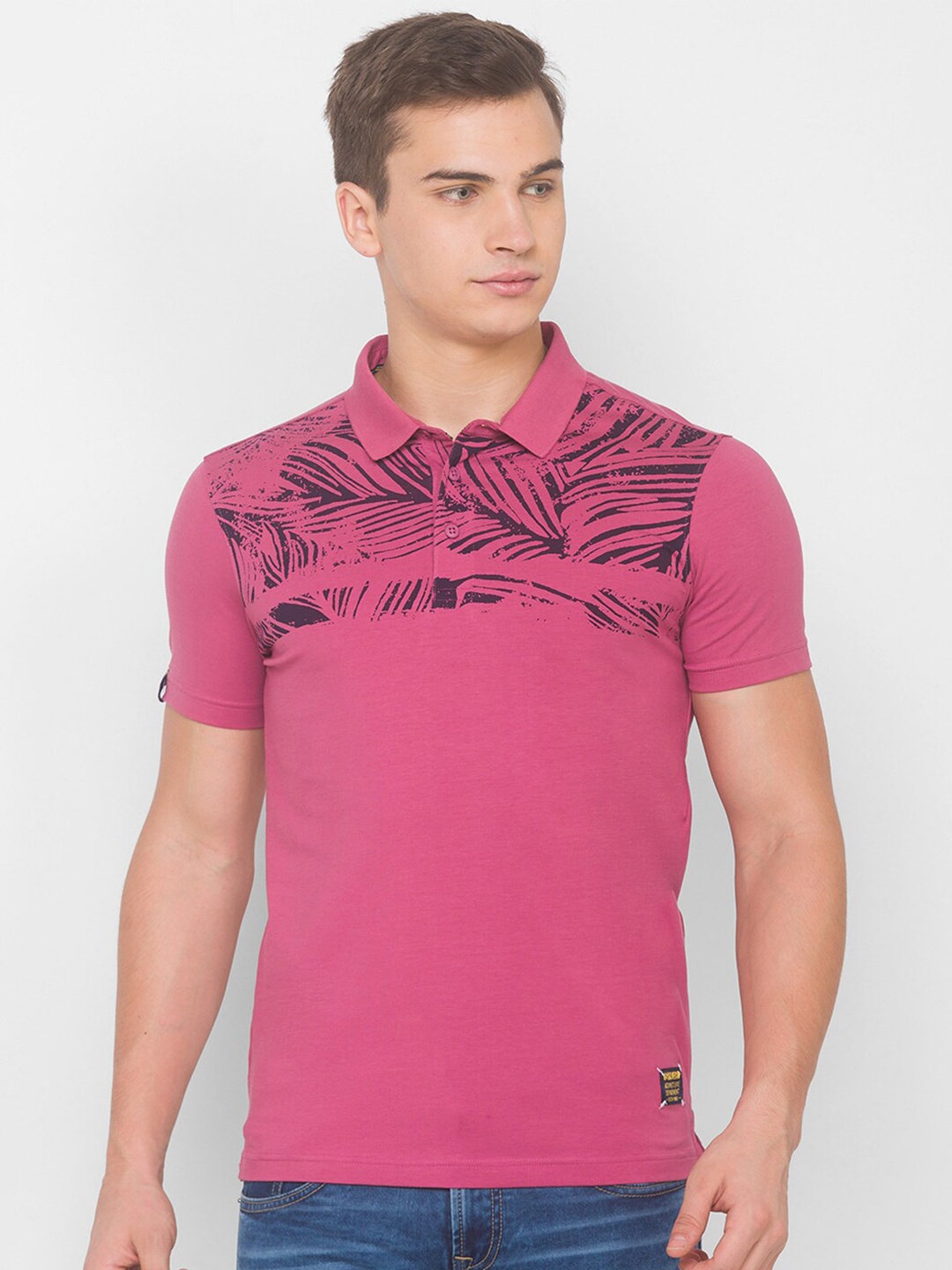 

SPYKAR Men Red Floral Printed Slim Fit T-shirt