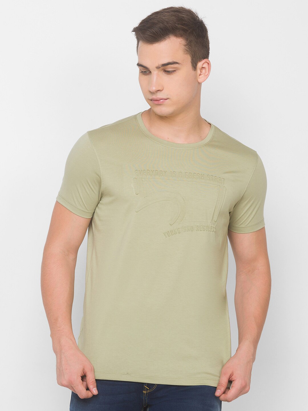 

SPYKAR Men Green Pockets Slim Fit T-shirt