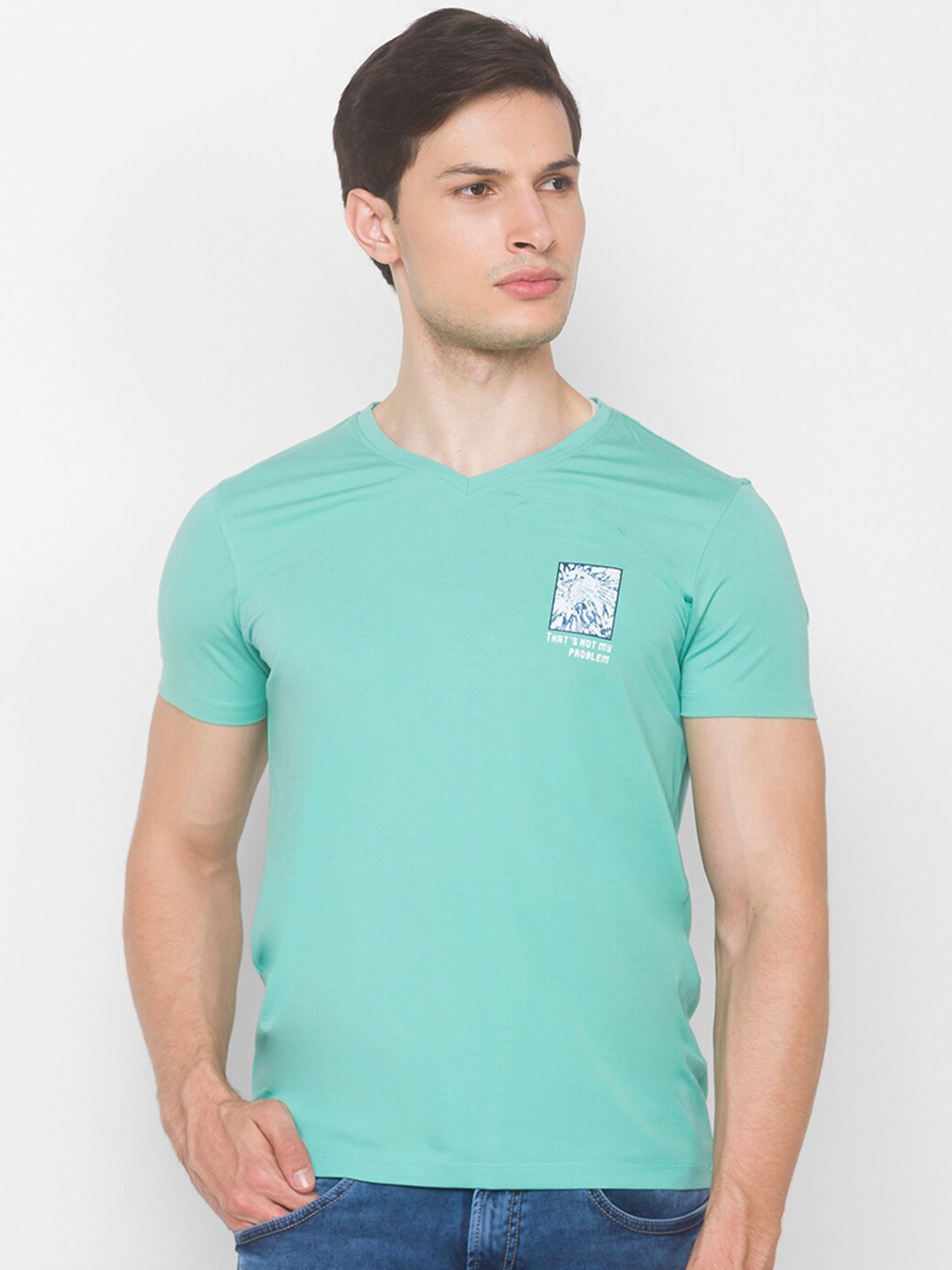 

SPYKAR Men Green Typography V-Neck Applique Slim Fit T-shirt
