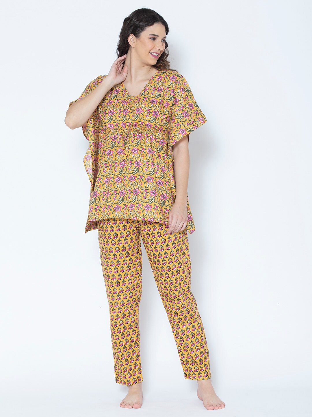 

ETC Women Yellow Printed Night suit