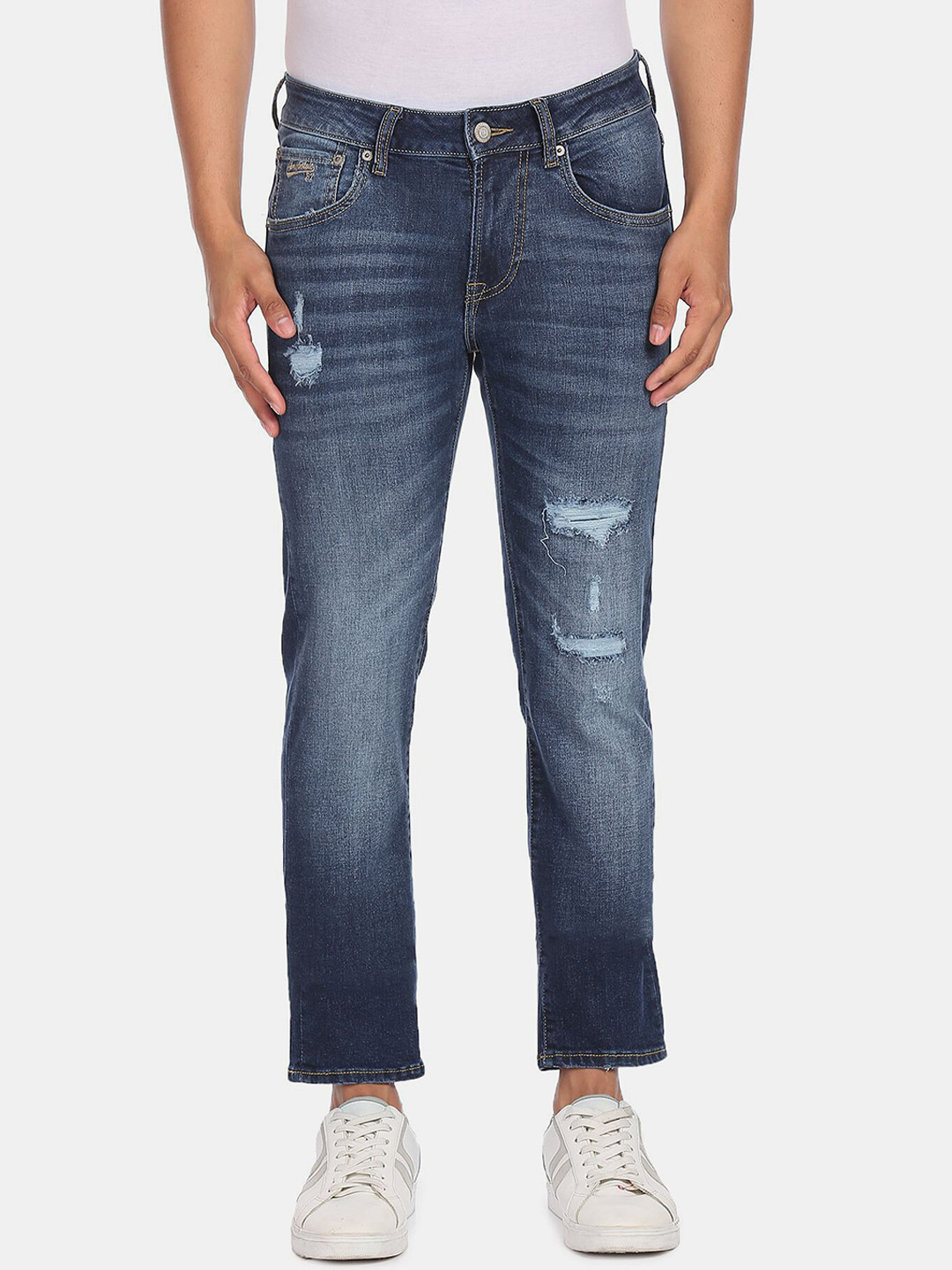 

Aeropostale Men Blue Slim Fit Mildly Distressed Light Fade Jeans