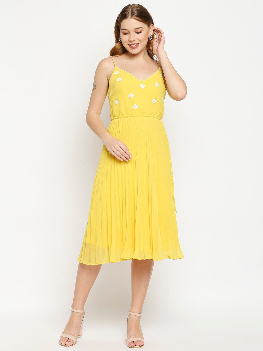 

aaliya Women Yellow Georgette Fit & Flare Midi Dress