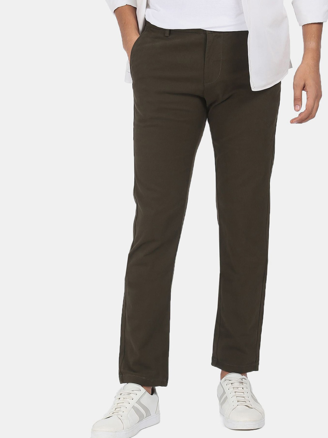

Arrow Sport Men Olive Trousers
