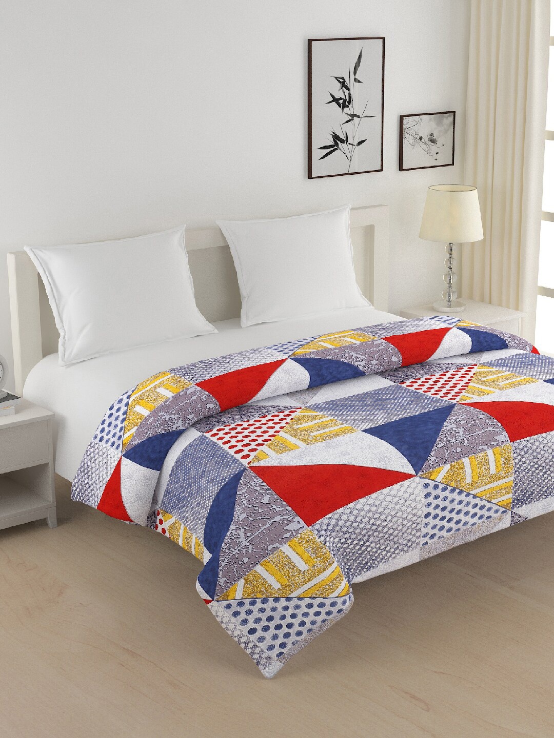 

SWAYAM Multicoloured Geometric AC Room 150 GSM Double Bed Comforter, Multi