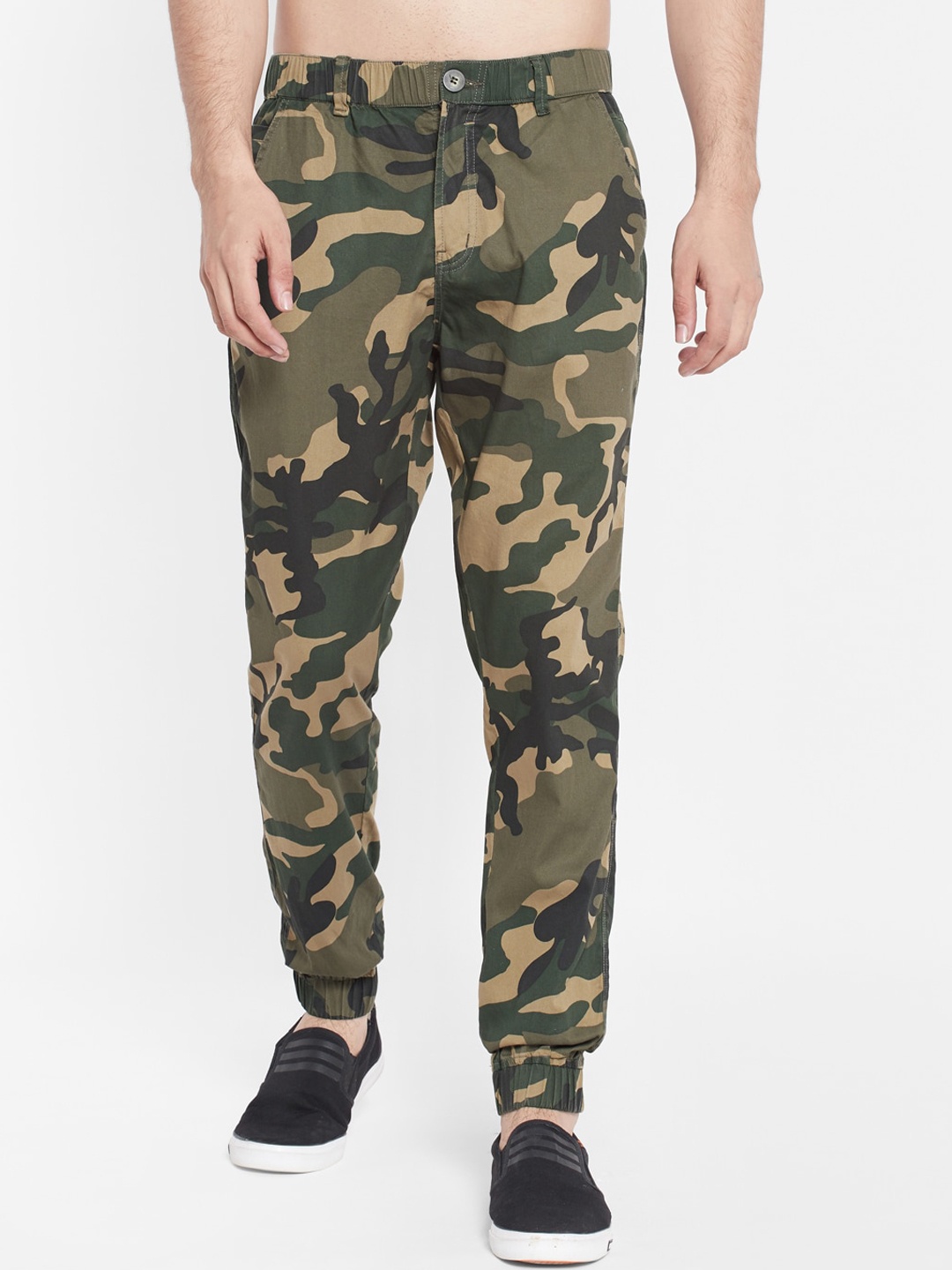 

SAPPER Men Multicoloured Camouflage Printed Slim Fit Easy Wash Joggers Trousers, Multi