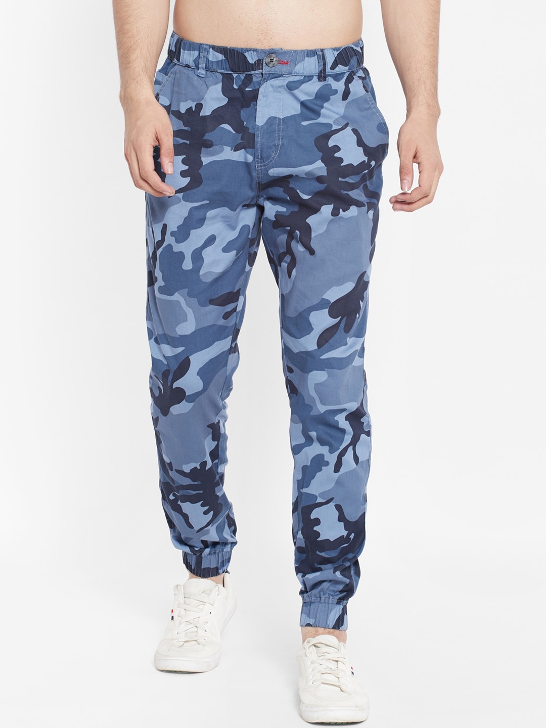 

SAPPER Men Blue Camouflage Printed Slim Fit Easy Wash Pure Cotton Joggers Trousers