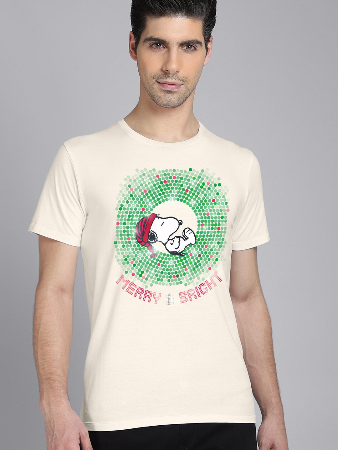 

Free Authority Men Off White Peanuts Christmas Printed Cotton T-shirt