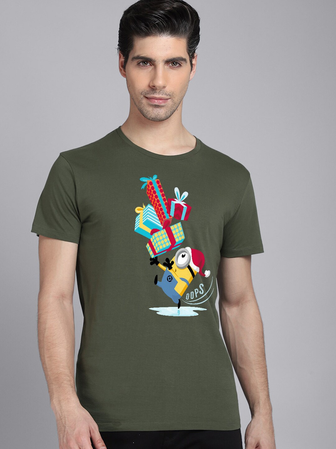 

Free Authority Minions Christmas Men Green Printed T-shirt