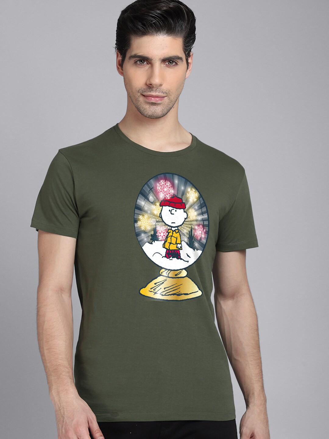 

Free Authority Men Green Printed Raw Edge T-shirt