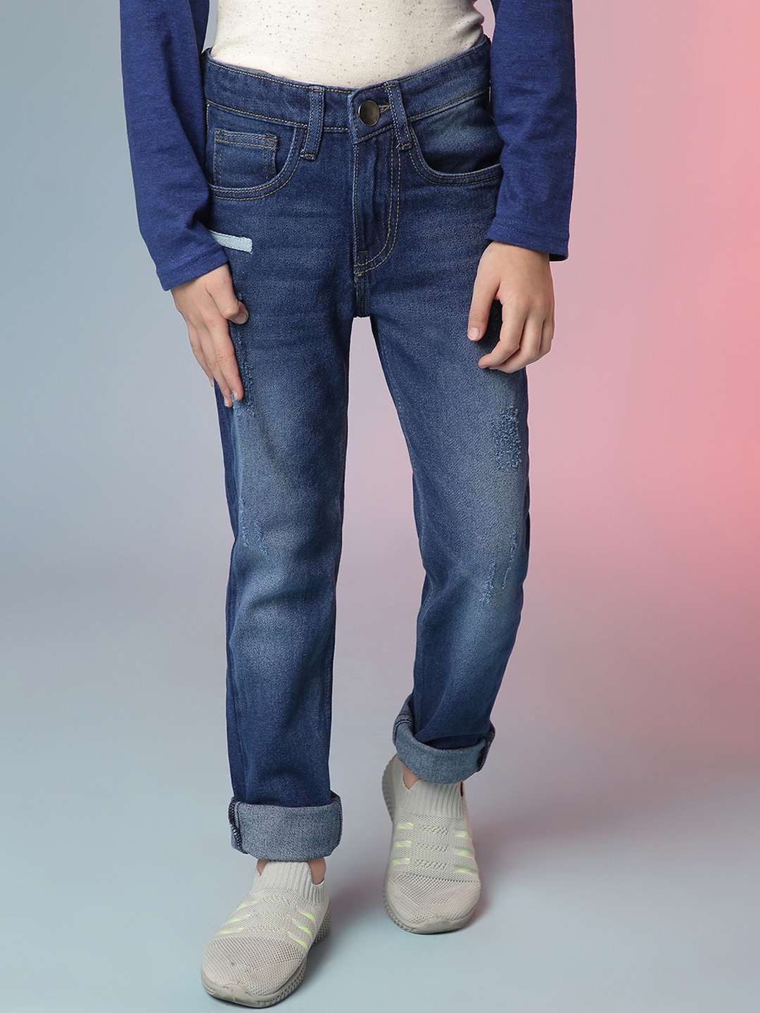 

Instafab Boys Blue Classic Slim Fit Low Distress Heavy Fade Stretchable Jeans