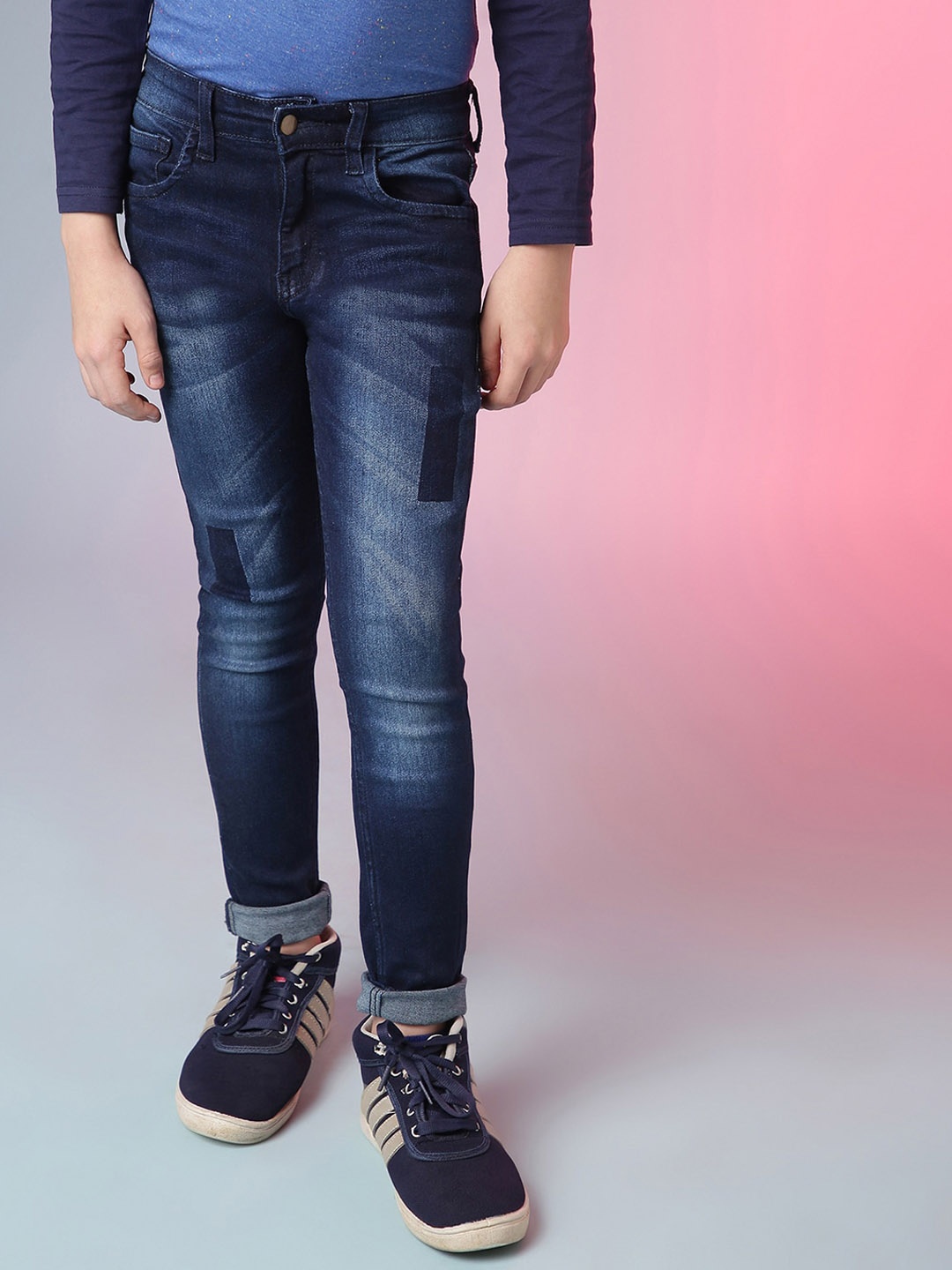 

Instafab Boys Blue Classic Slim Fit Low Distress Light Fade Stretchable Jeans