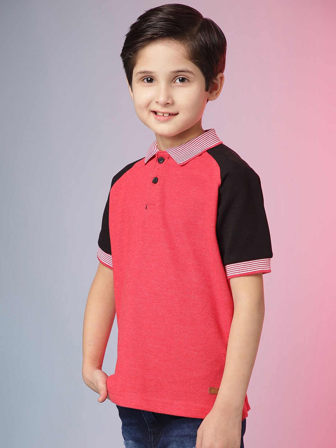 

Instafab Boys Maroon & Black Colourblocked Polo Collar T-shirt