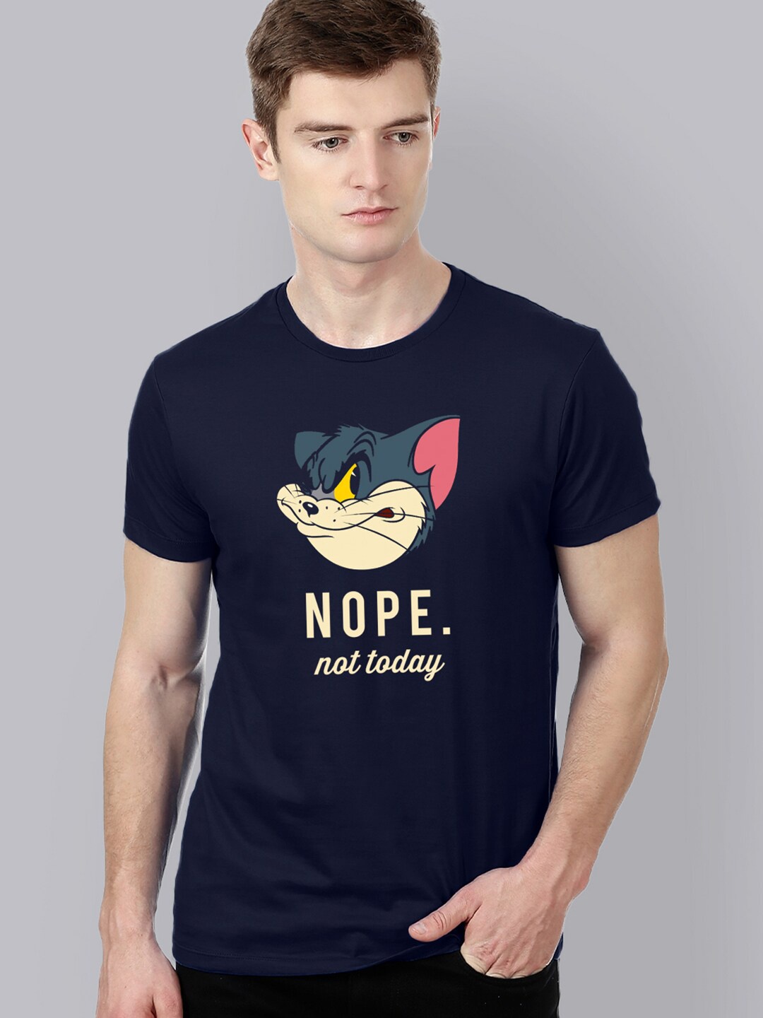 

Free Authority Tom & Jerry Men Navy Blue & Cream-Coloured Printed T-shirt