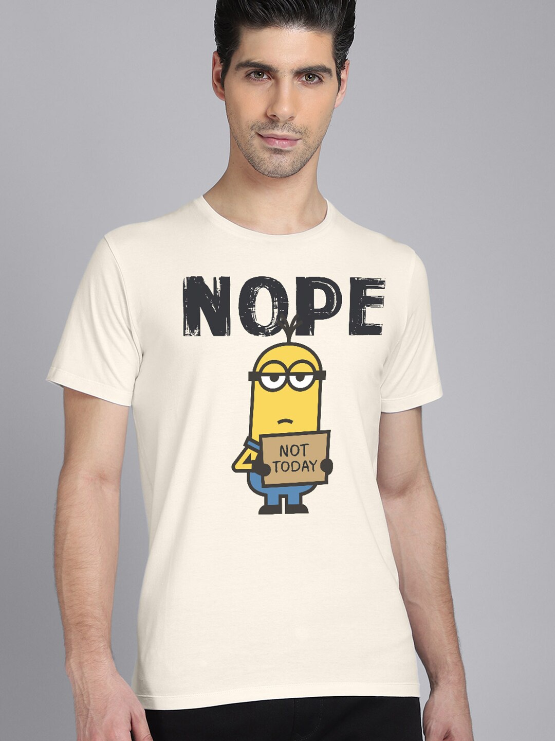 

Free Authority Men White Minions Printed Pure Cotton T-shirt