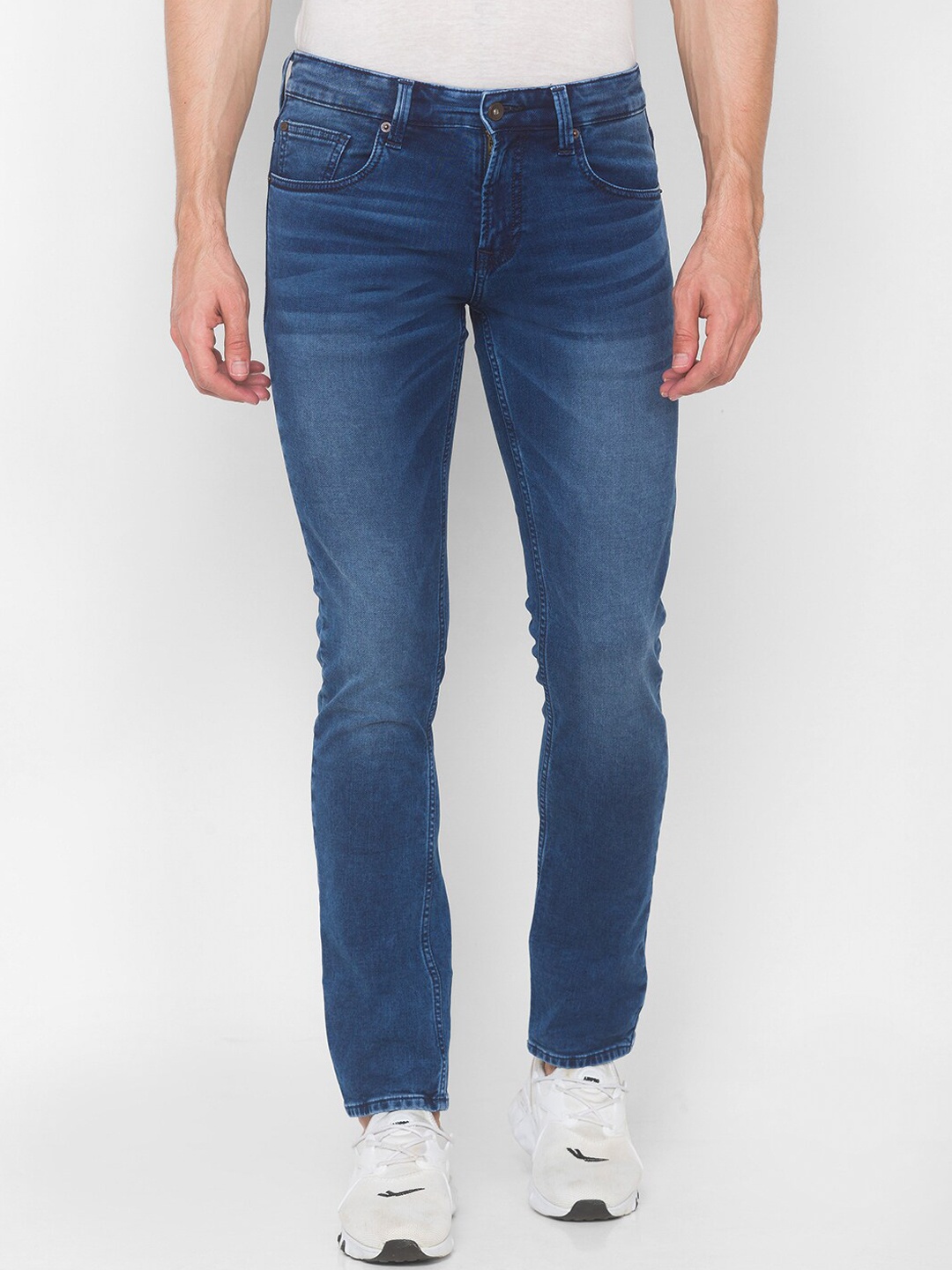 

SPYKAR Men Blue Relaxed Fit Light Fade Jeans