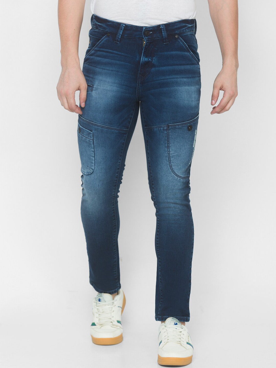 

SPYKAR Men Blue Slim Fit High-Rise Light Fade Jeans