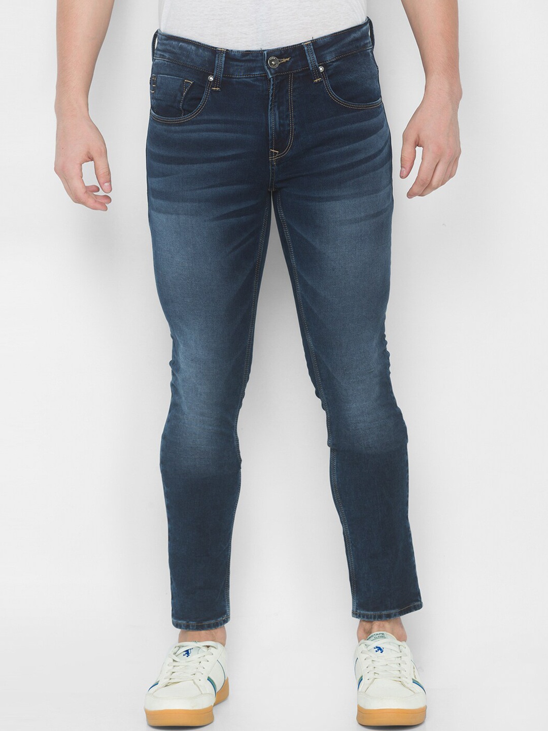 

SPYKAR Men Blue Skinny Fit Low-Rise Light Fade Jeans