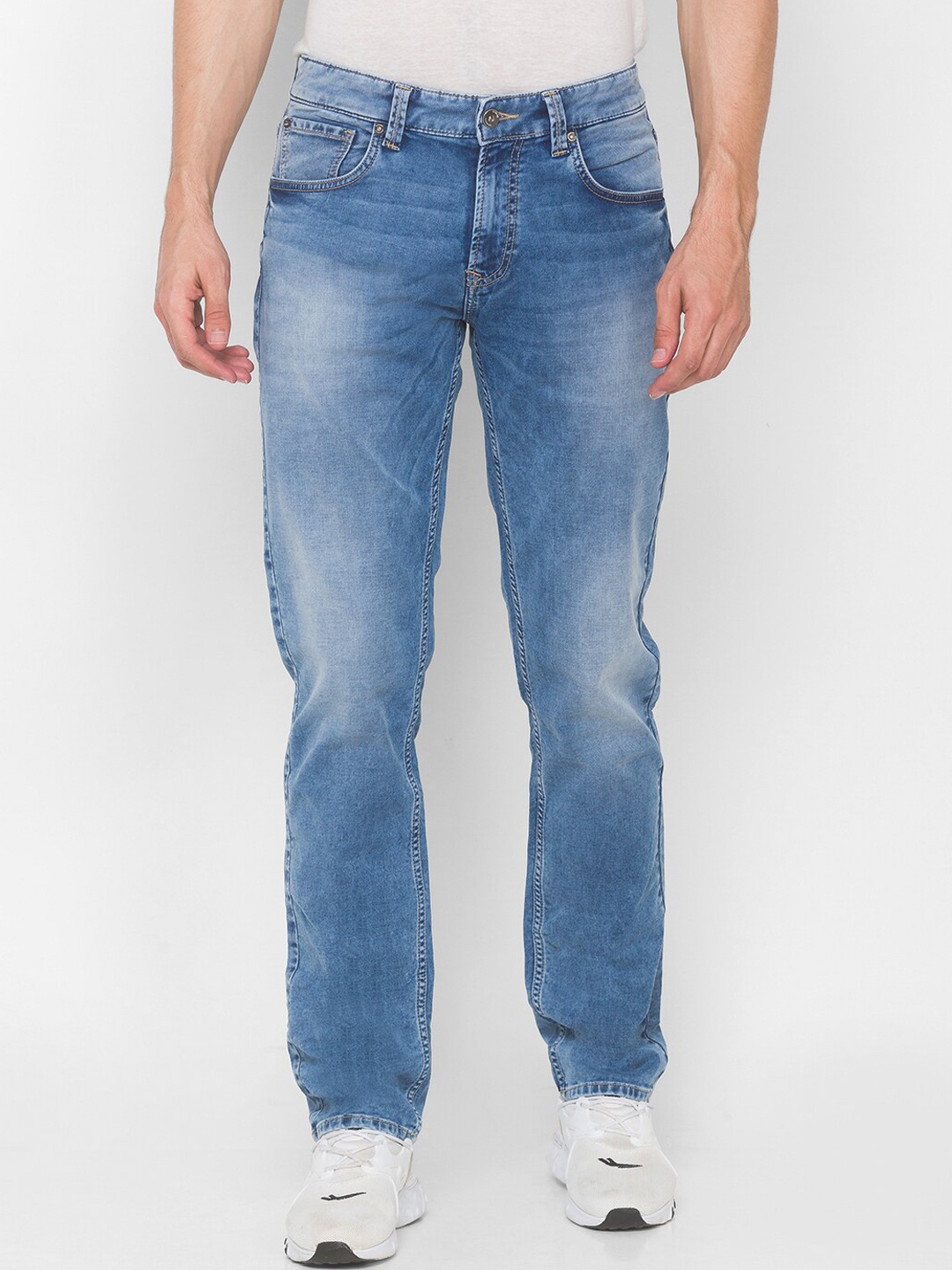 

SPYKAR Men Blue Relaxed Fit Low Distress Heavy Fade Pure Cotton Jeans