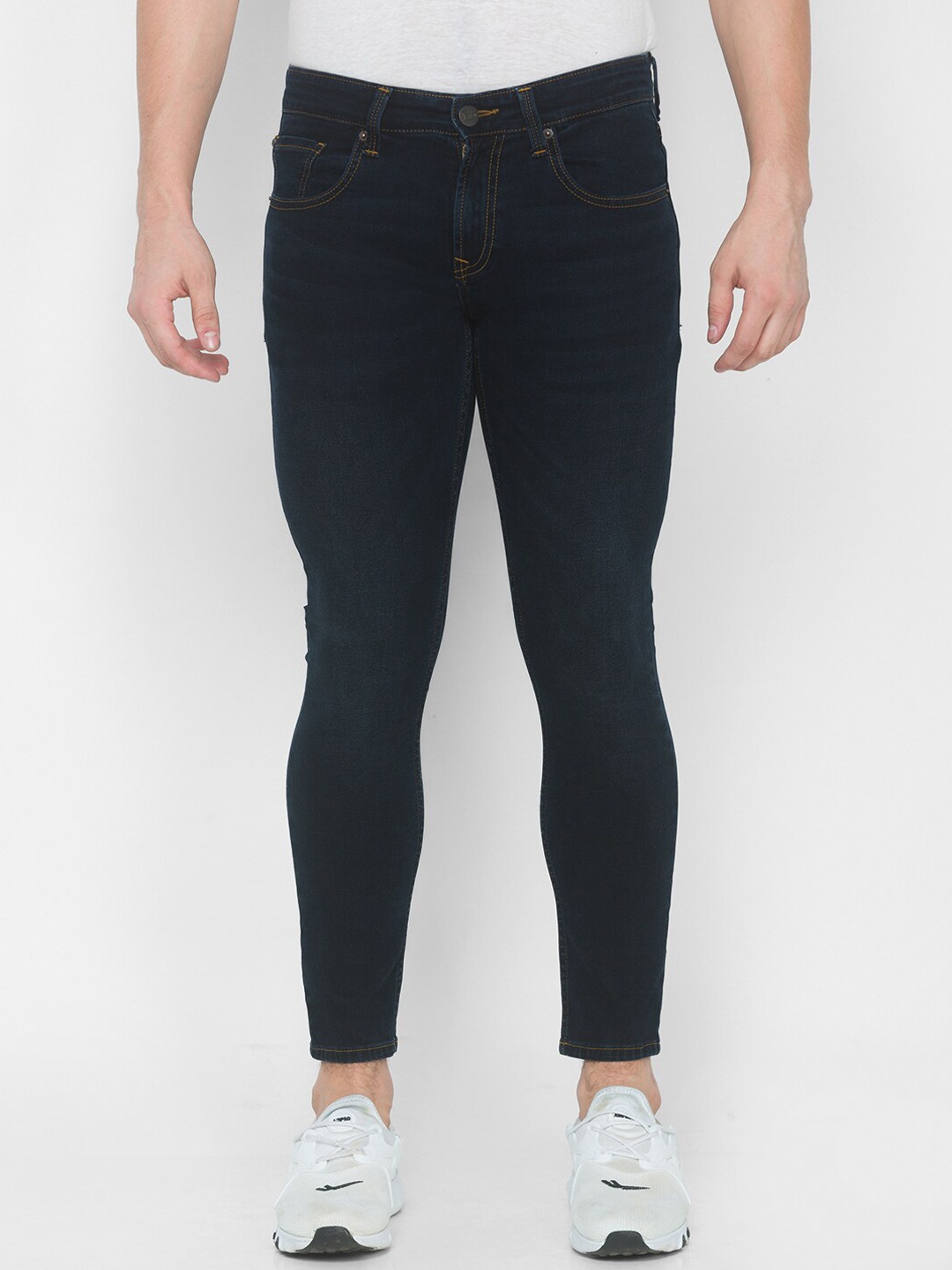 

SPYKAR Men Blue Slim Fit Pure Cotton Jeans
