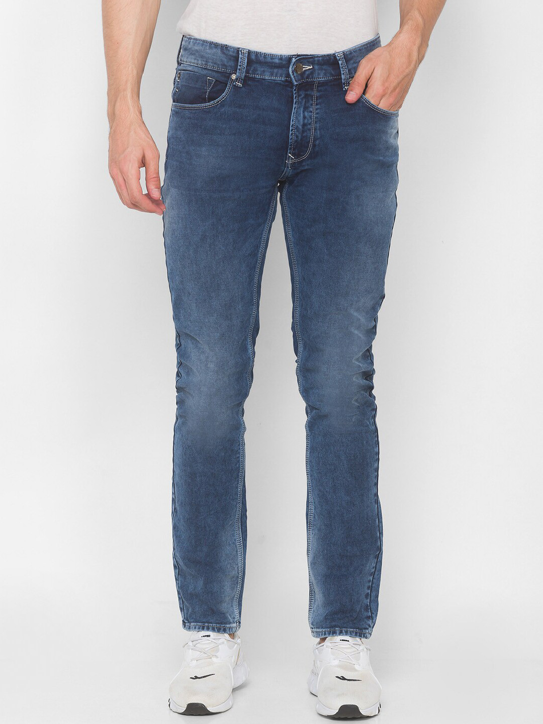 

SPYKAR Men Blue Cotton Low-Rise Light Fade Jeans