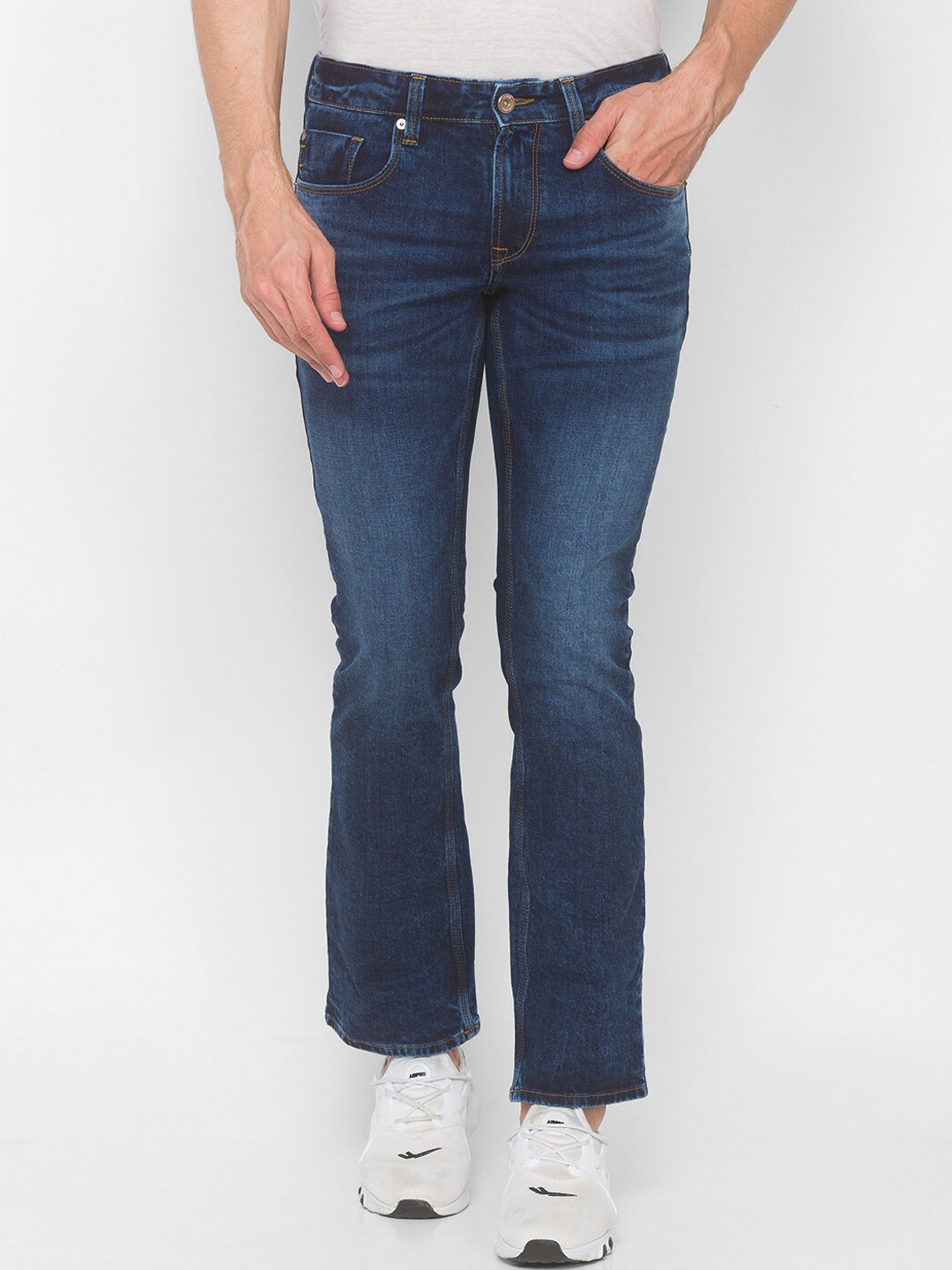 

SPYKAR Men Blue Slim Fit Light Fade Jeans
