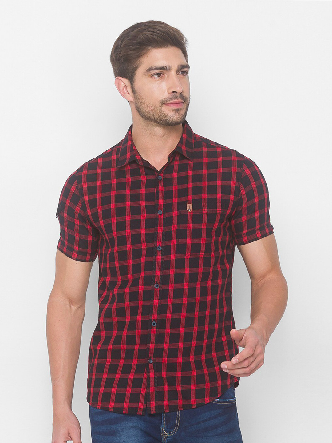 

SPYKAR Men Red Checked Casual Shirt