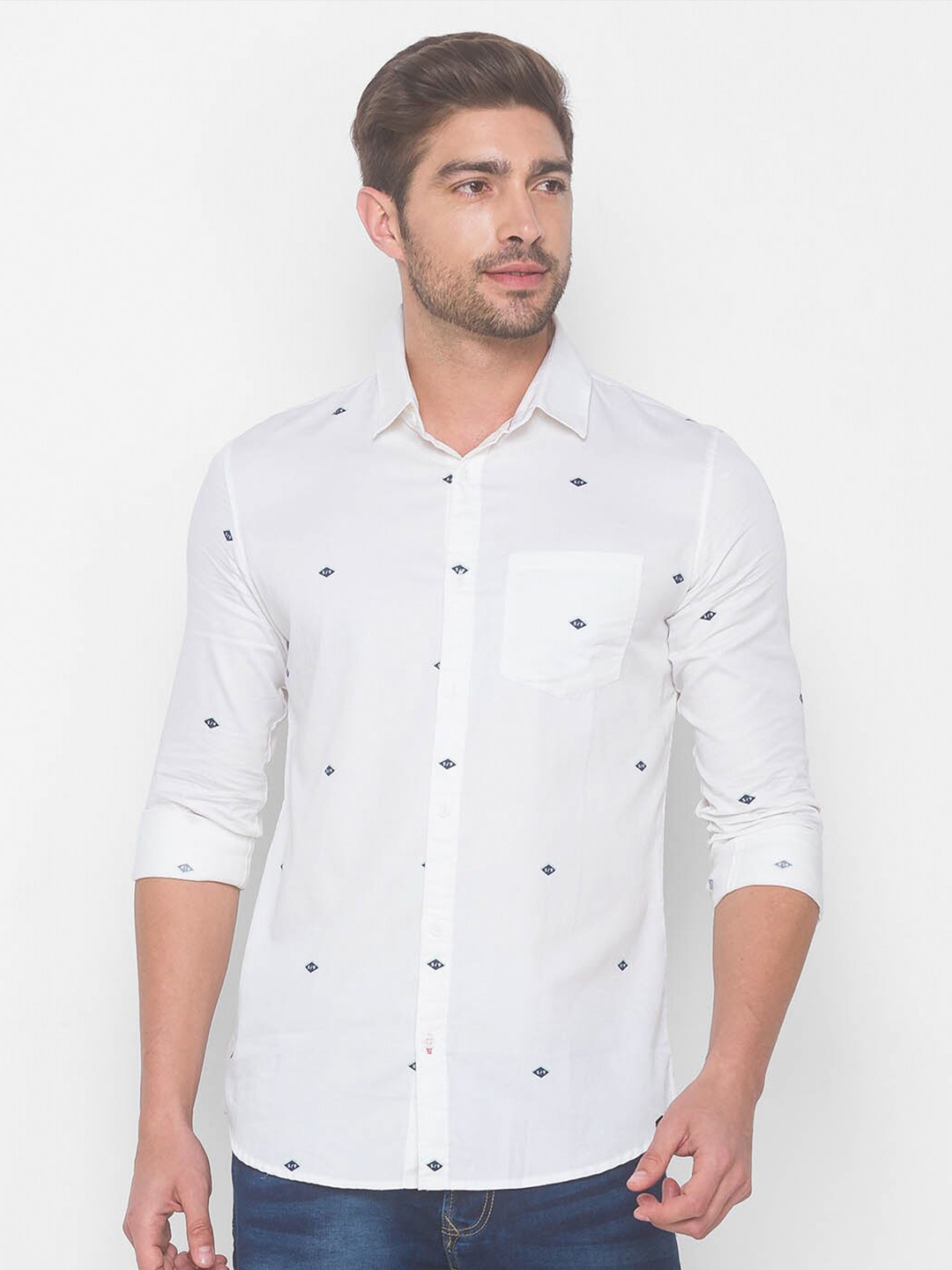 

SPYKAR Men White Printed Pure Cotton Casual Shirt