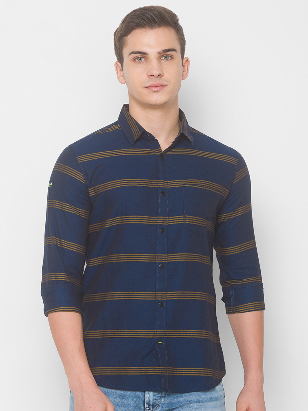 

SPYKAR Men Blue Horizontal Stripes Striped Casual Shirt