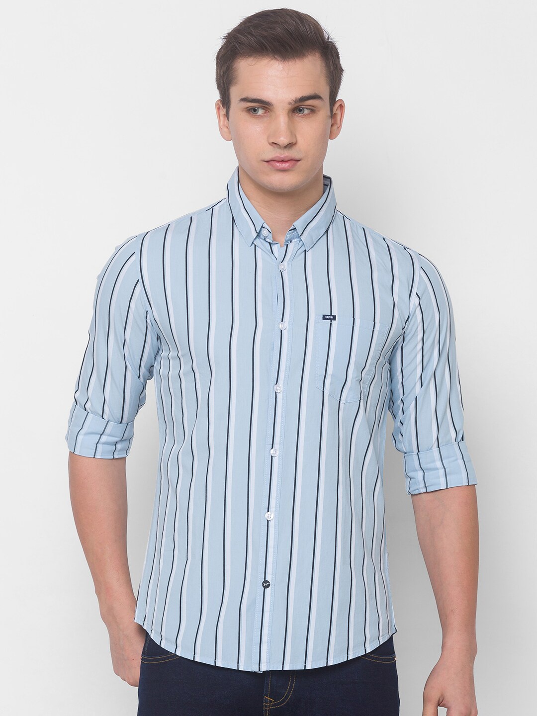 

SPYKAR Men Blue Striped Casual Shirt